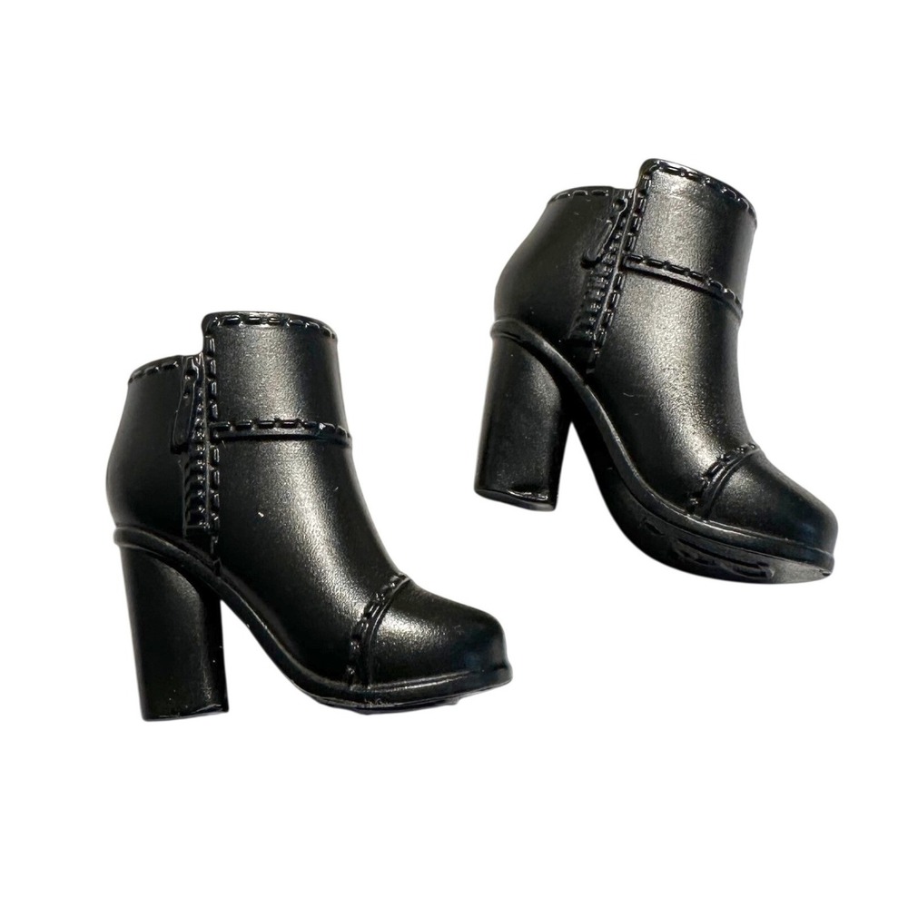 Barbie Fashion Doll Black Boots Signature‎ Looks #8